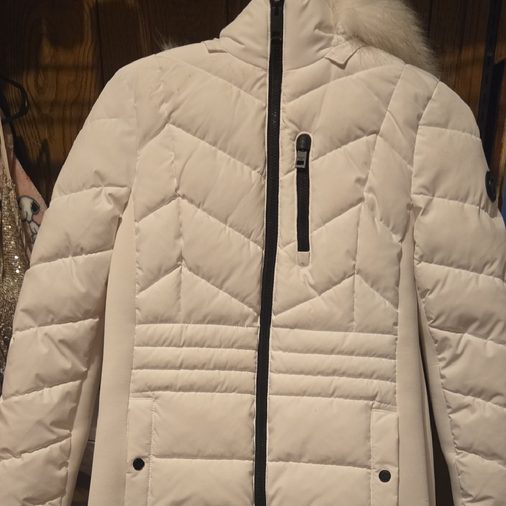 MICHAEL Michael Kors White Quilted Puffer Coat